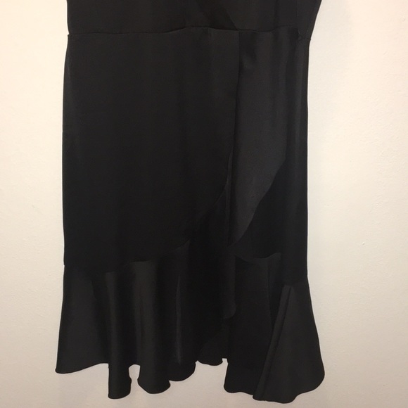 H&M Ruffled Satin Effect Dress - Picture 3 of 11